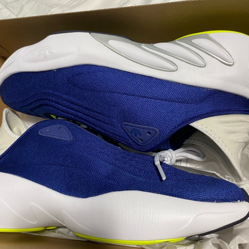 Adidas SLTN